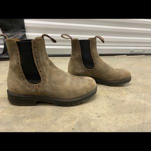 Blundestones Size 8